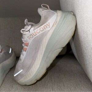 Size 6.5- Saucony Hurricane 24 Wide White Foam W